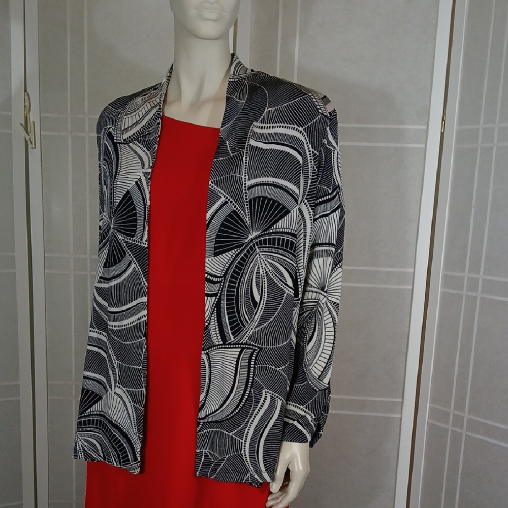 Chico's Traveĺer Black/White Cardigan L